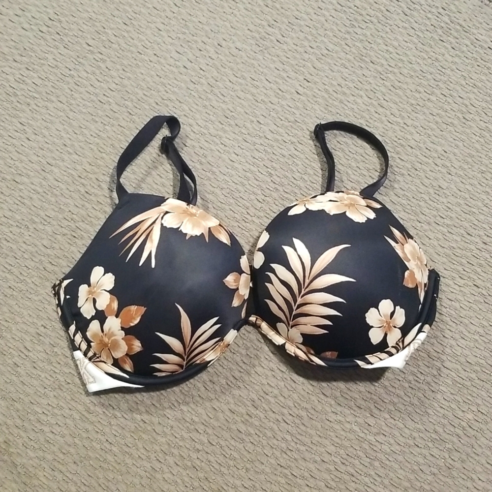 VS Pink Super Push Up Bra